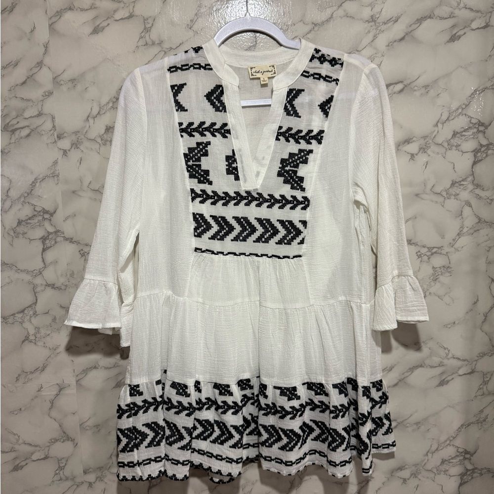 NEW Cloth & Portrait White and Black Embroidered Blouse Size S
